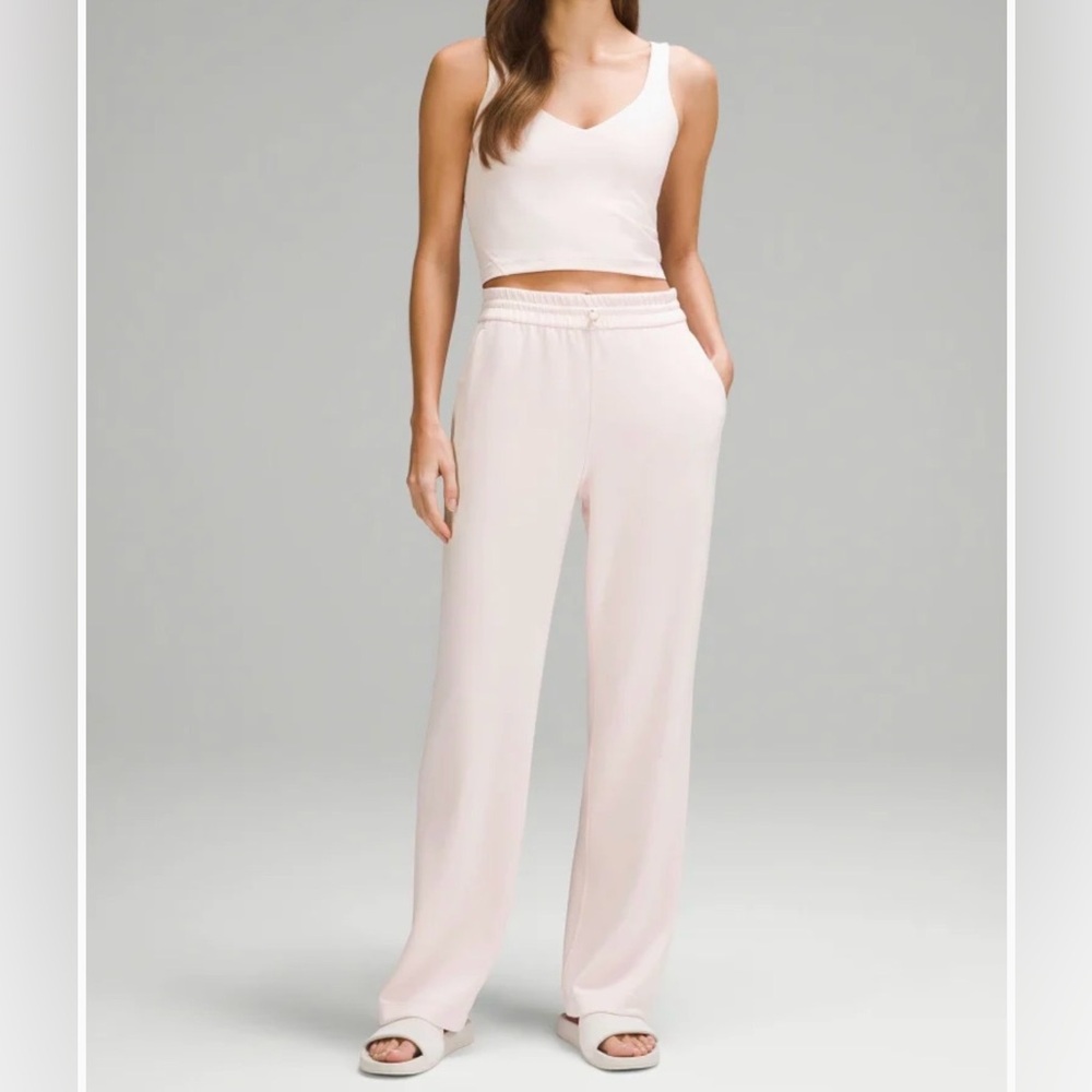 NWOT❤️Lululemon❤️ Softstreme Strawberry Milkshake pant Size 10